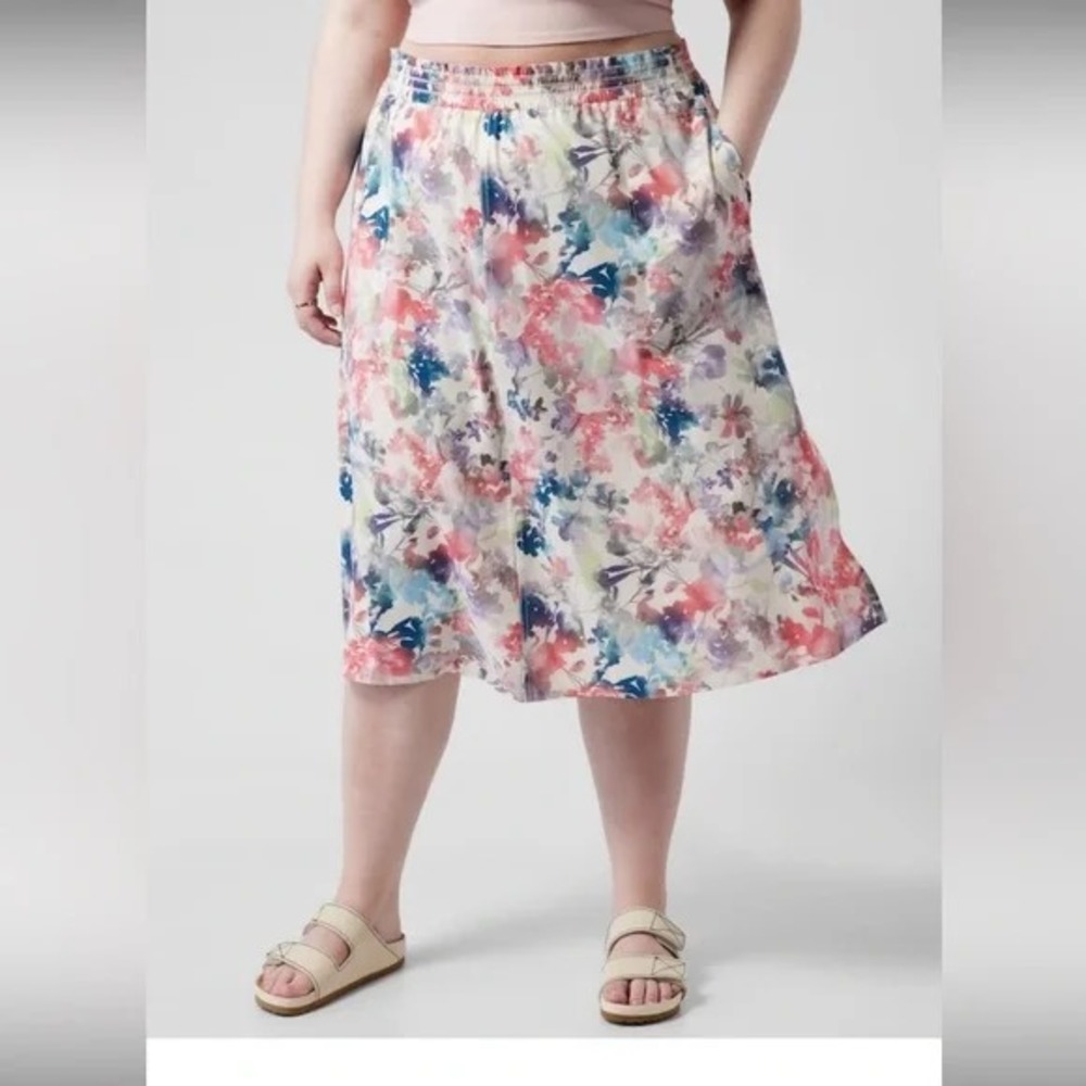 Athleta Savannah Skirt Lumen Floral Print Cream Sz 1X NWT Travel Vacation Work